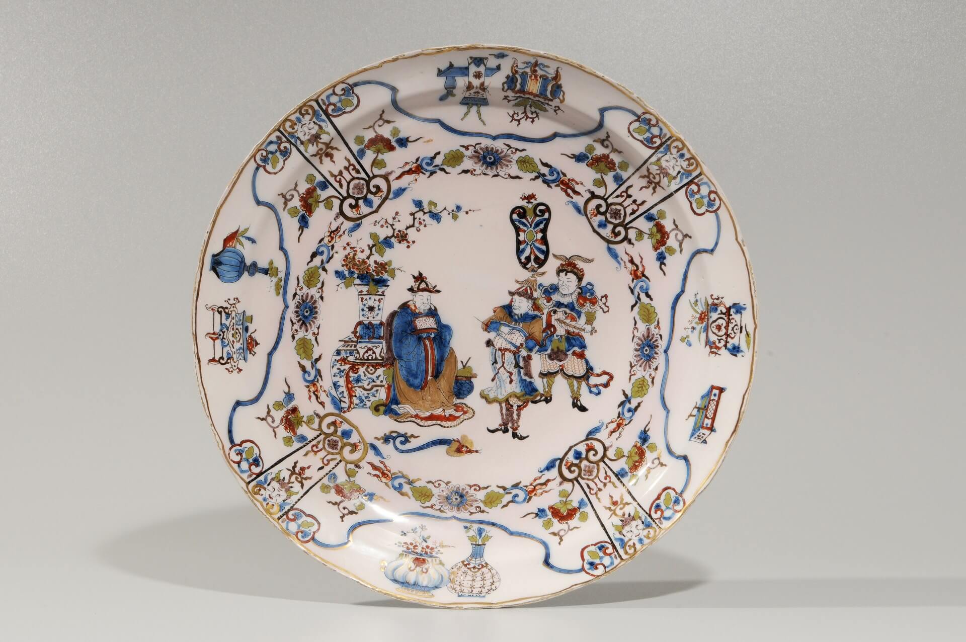 Polychrome and gilded chinoiserie charger Delft