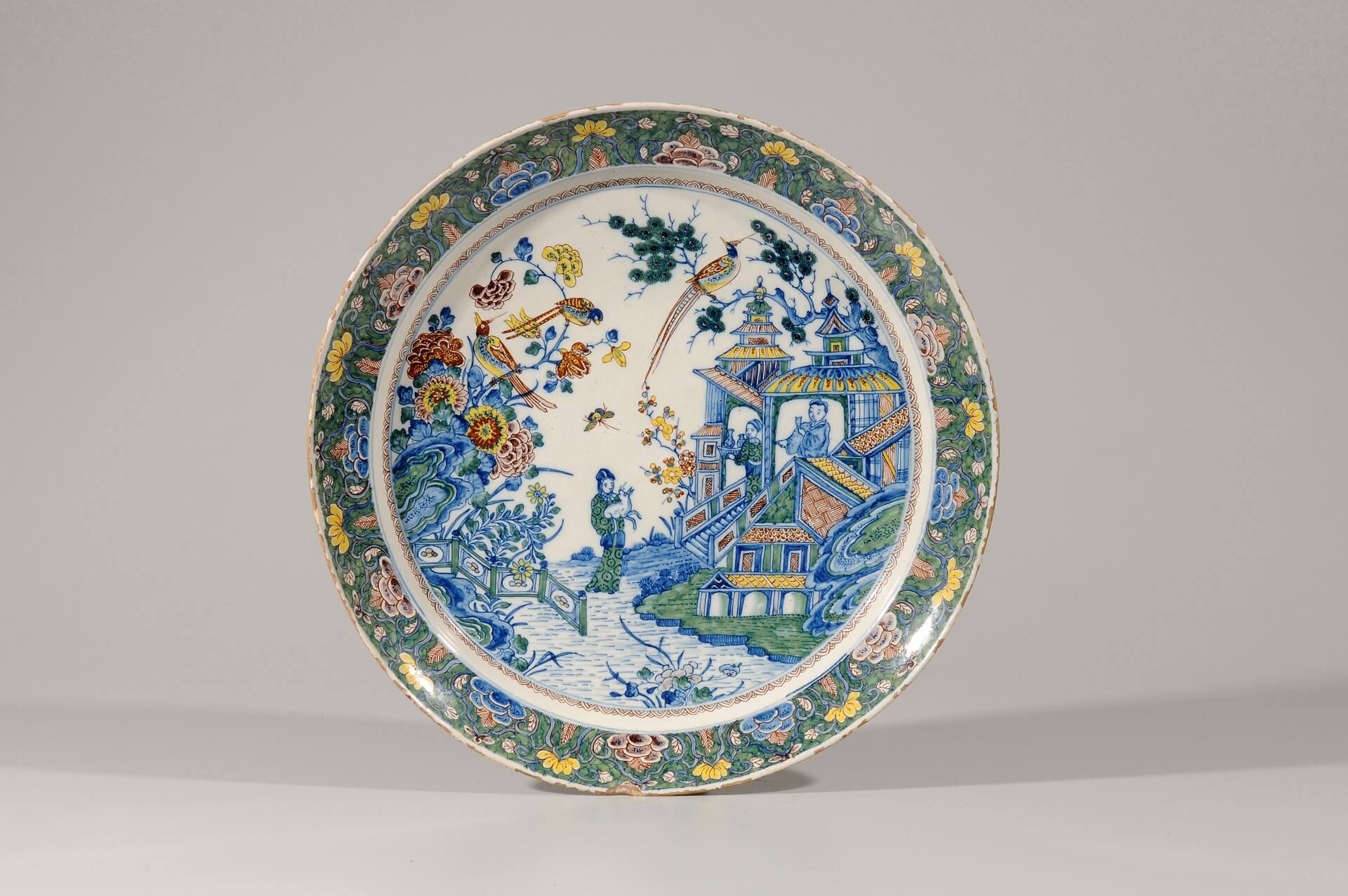 Antique pottery of chinoiserie plate at Aronson Antiquairs
