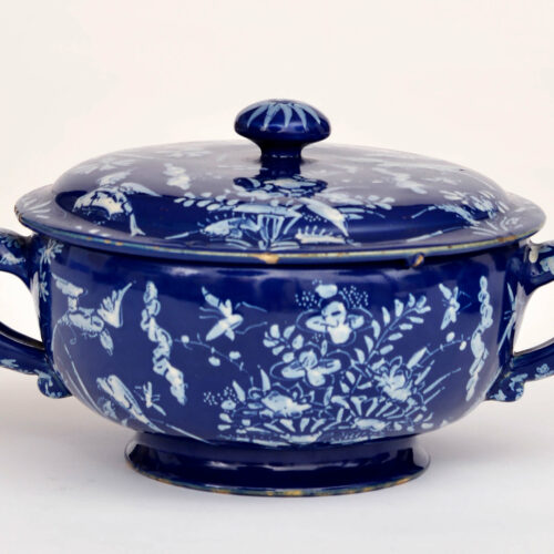 Antique dutch pottery Persian blue wine bowl with a cover