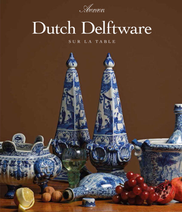 Dutch Delftware sur la table