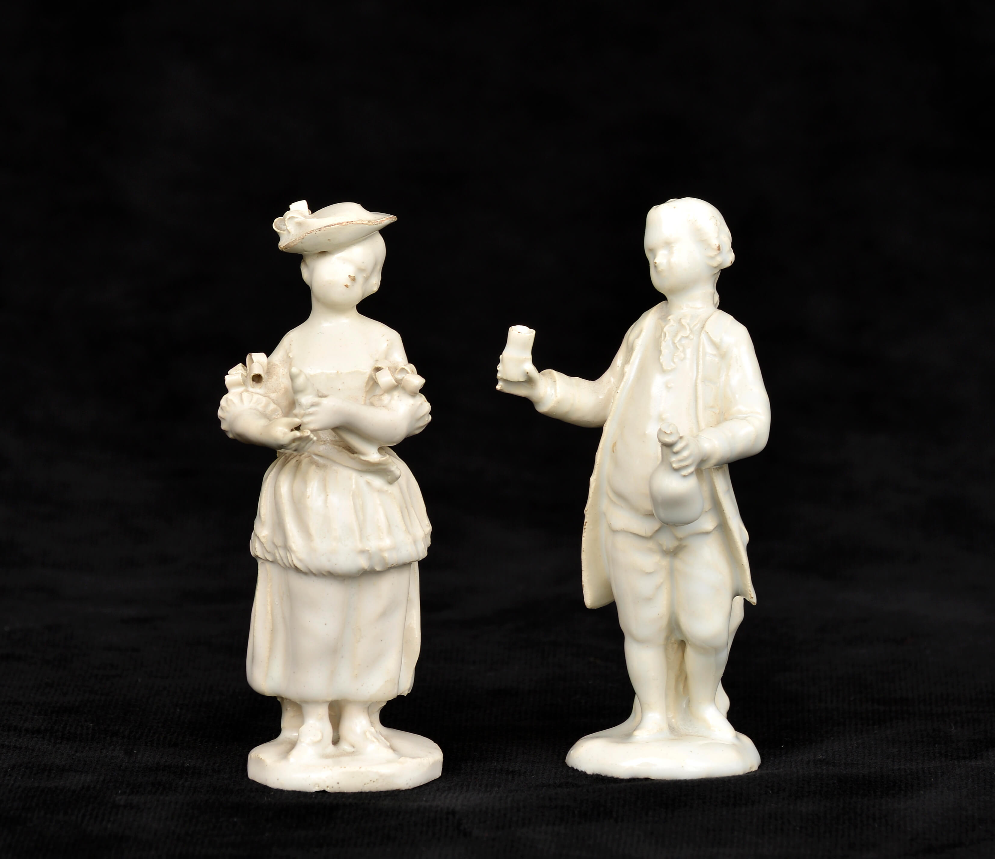 White ceramic Delft figurines Aronson Antiquairs