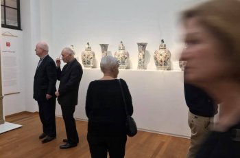 Learn About The Connection Between Delftware And Chinese Porcelain At The Gemeentemuseum In The Hague