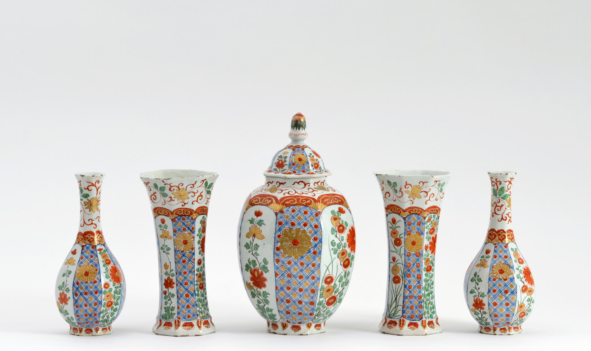 •D1830. Polychrome Petit Feu and Gilded Garniture