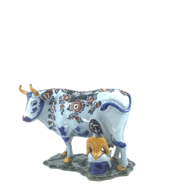 3d view of polychrome milking cow