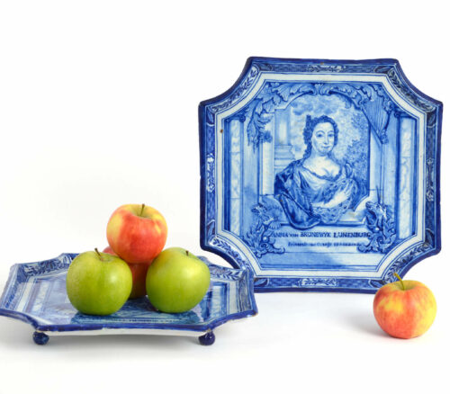 antique royal delftware portrait trays