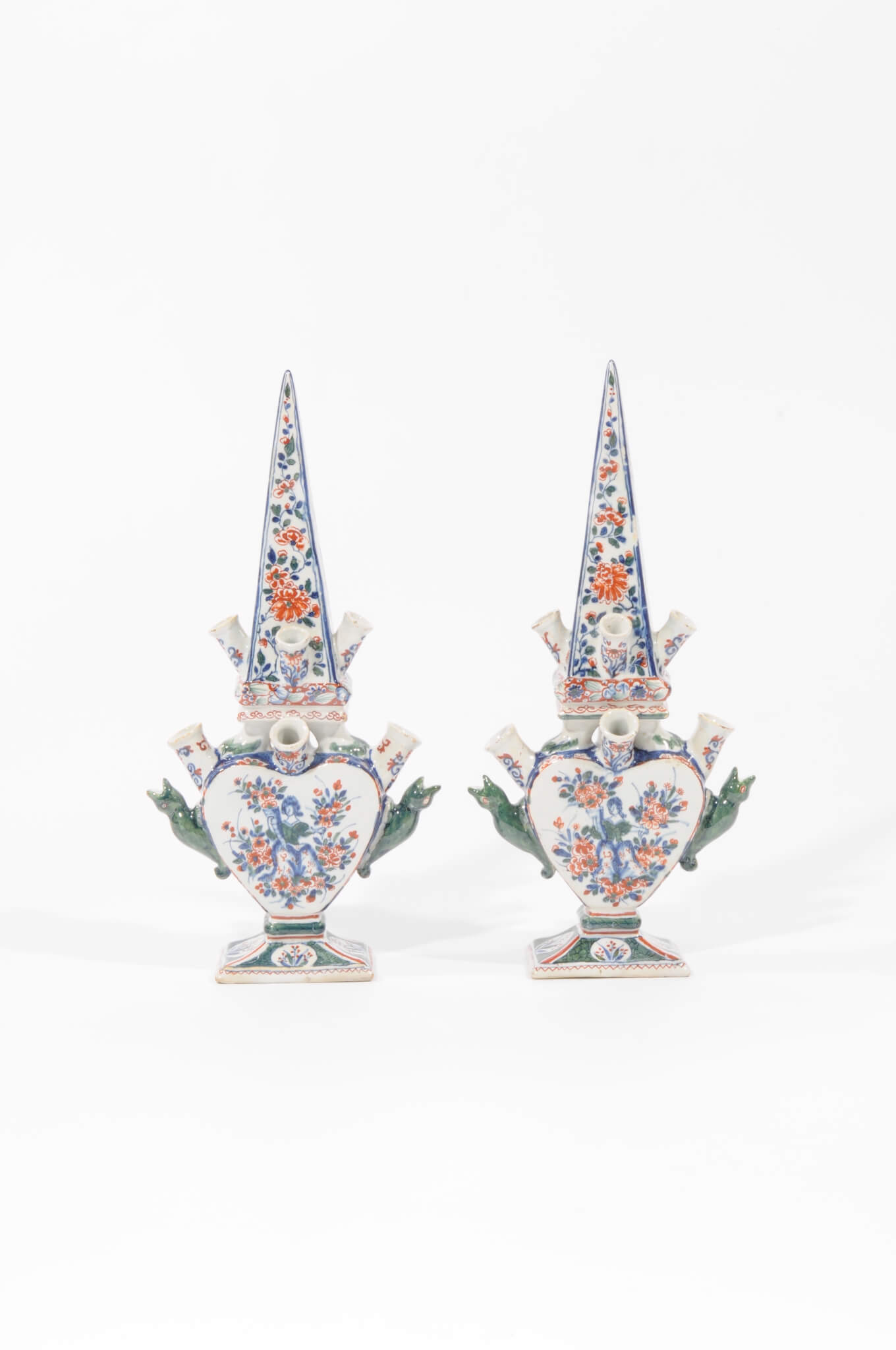 •D1036. Pair of ‘Cashmire’ Palette Small Flower Vases Delftware small flower vases