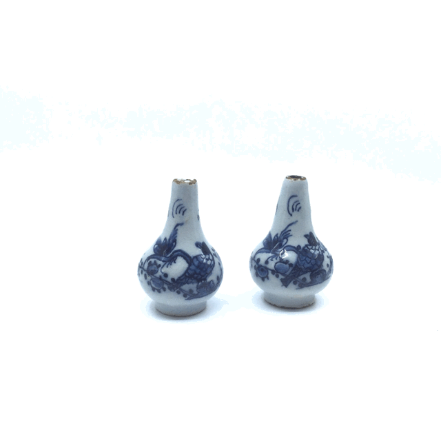 Object no. D1912 Pair of miniature blue and white bottle vases Pair of miniature blue and white bottle vases