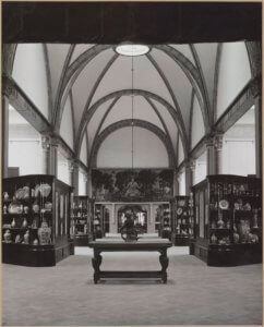 The Loudon collection in the Eregalerij in the Rijksmuseum, Amsterdam, after 1925 - before 1939