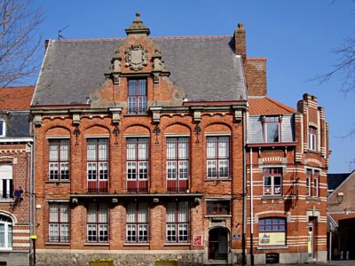 Exterior Musée Benoît-De-Puydt