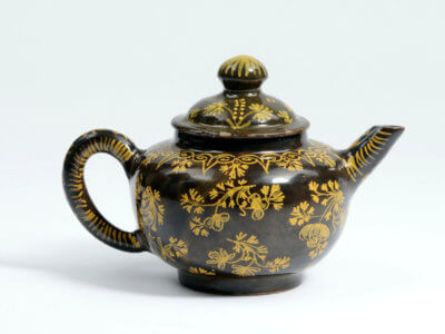 Brown-glazed Teapot