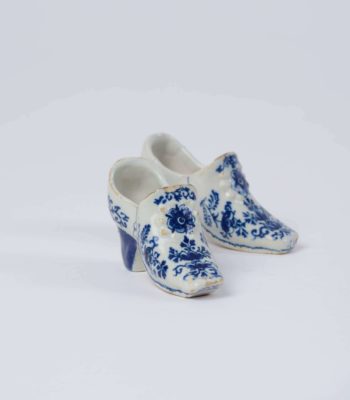 D2045. Pair Of Blue And White Models Of Shoes