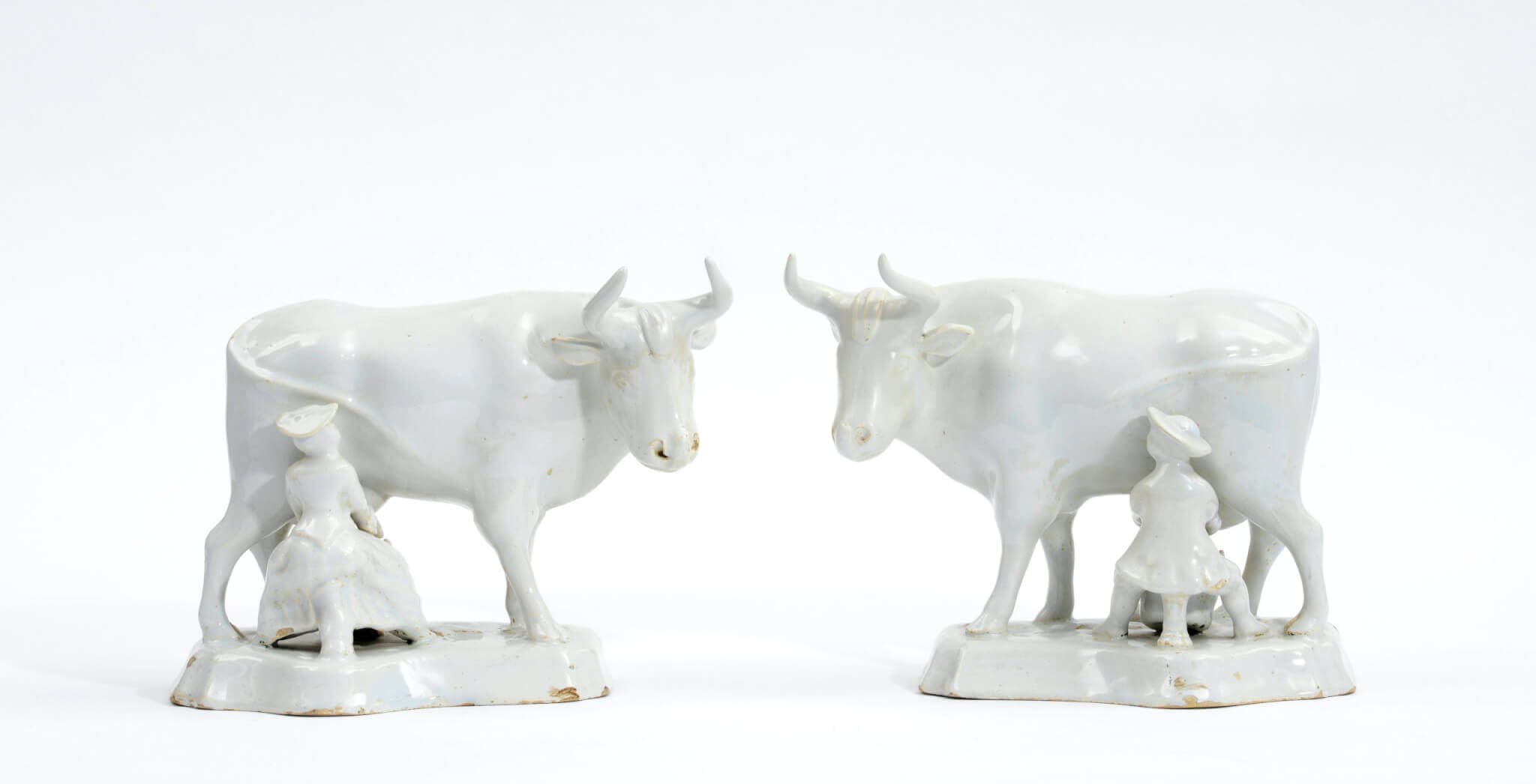 white Delftware milking group