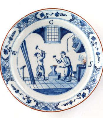 D2069. Blue And White Plate
