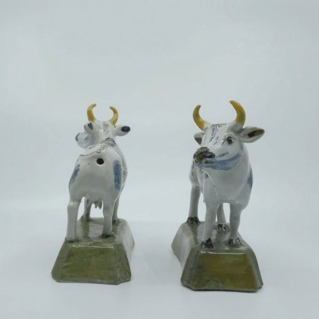 Polychrome cows