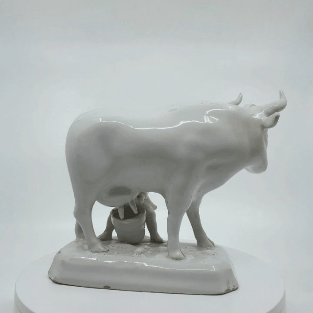 white Delftware milking group white Delftware milking group