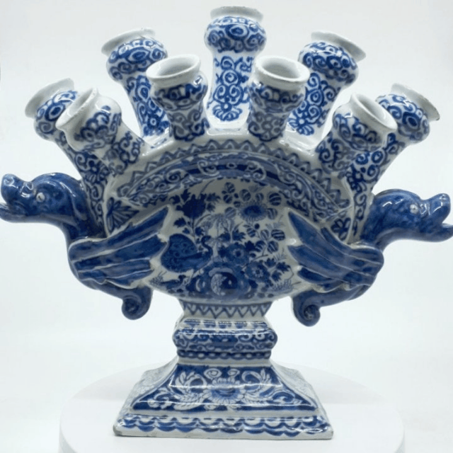 Blue and white Delftware flower vase 3D