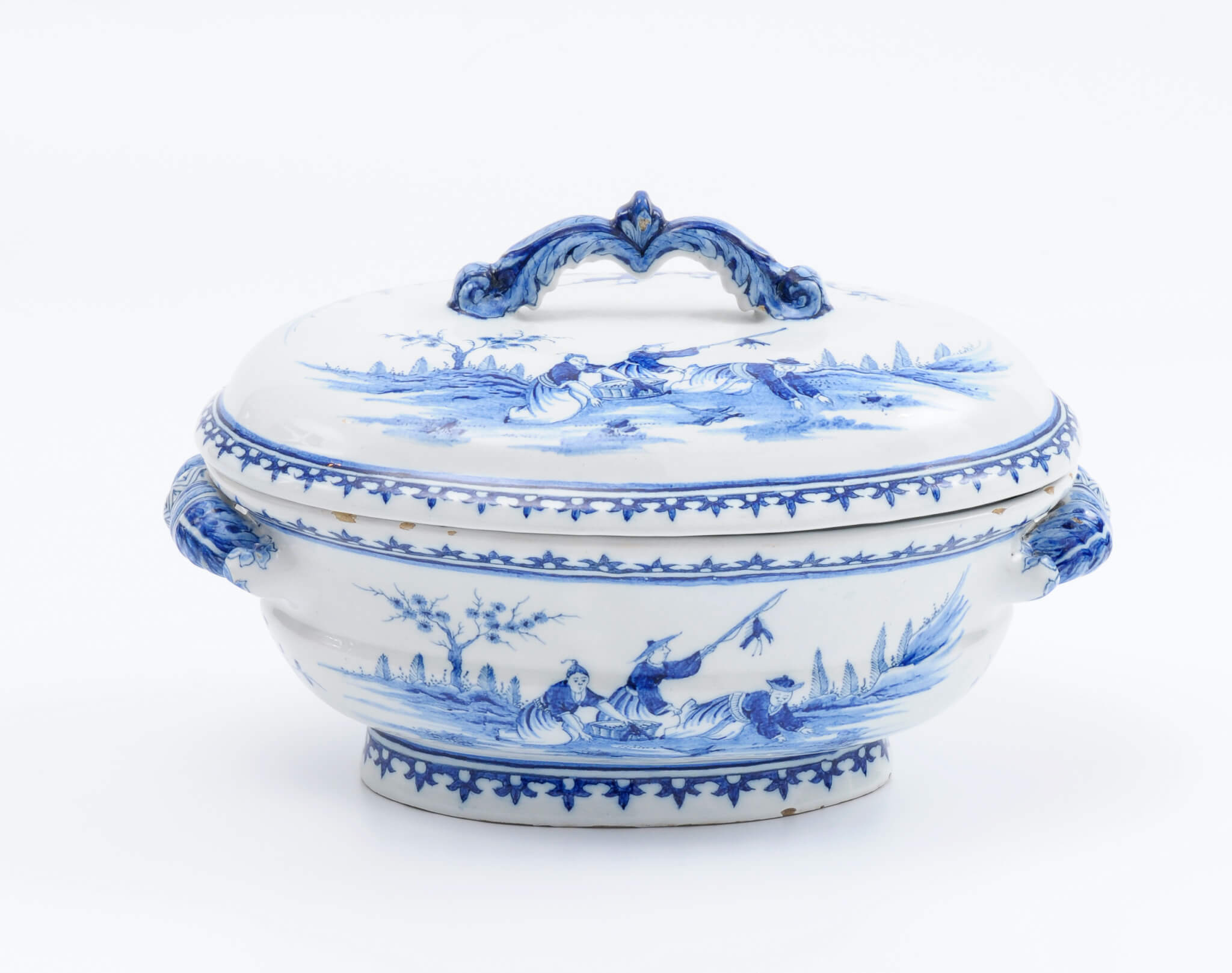 D1237. Blue and White Oval Tureen and Cover
