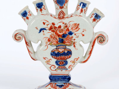 1918 Delftware Tulipvase