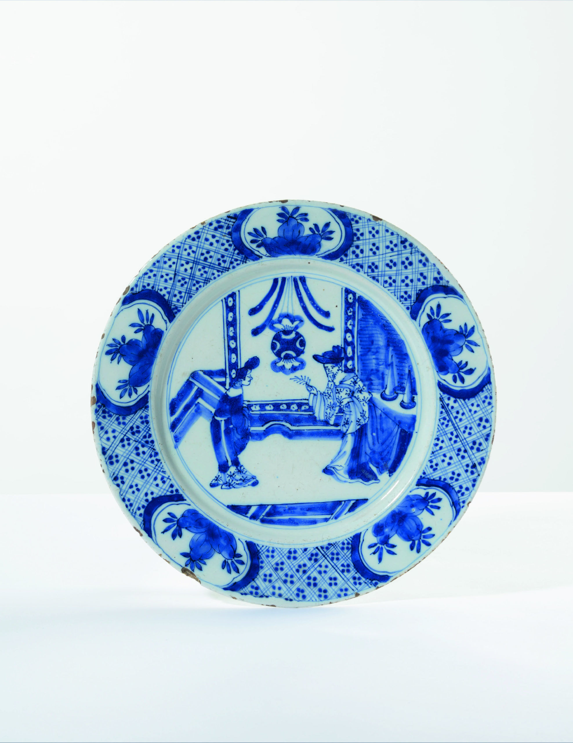 D2132 Blue and White Plate