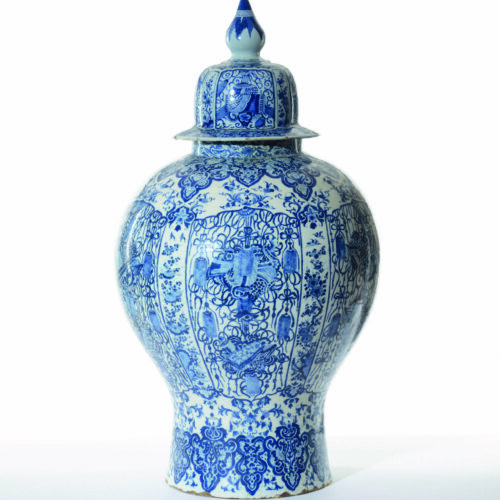 D2134 Blue And White Large Vase And Cover