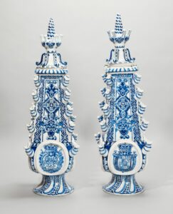 Pair of tulip vases, circa 1694, Adrianus Kocx, Royal Collection Trust (inv. no. RCIN 1084) © HM Queen Elizabeth II 2021