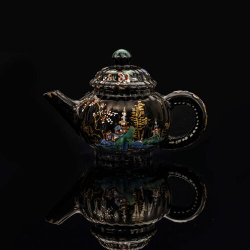 D2390 Black Delftware Teapot And Cover