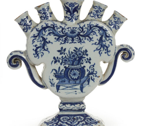 D2312. Blue and White Flower Vase