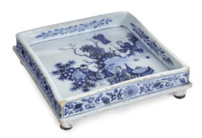 D2308. Blue And White Square Tray