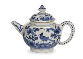 D2326. Blue And White Teapot And Cover
