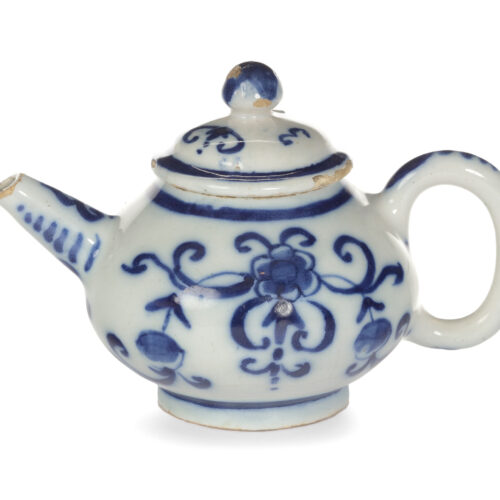 D2327. Blue And White Teapot And Cover