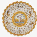 •D2301. Polychrome Molded Small Dish Or Crespina