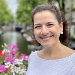 Carla Aronson, Aronson Antiquairs Carla Aronson, Aronson Antiquairs
