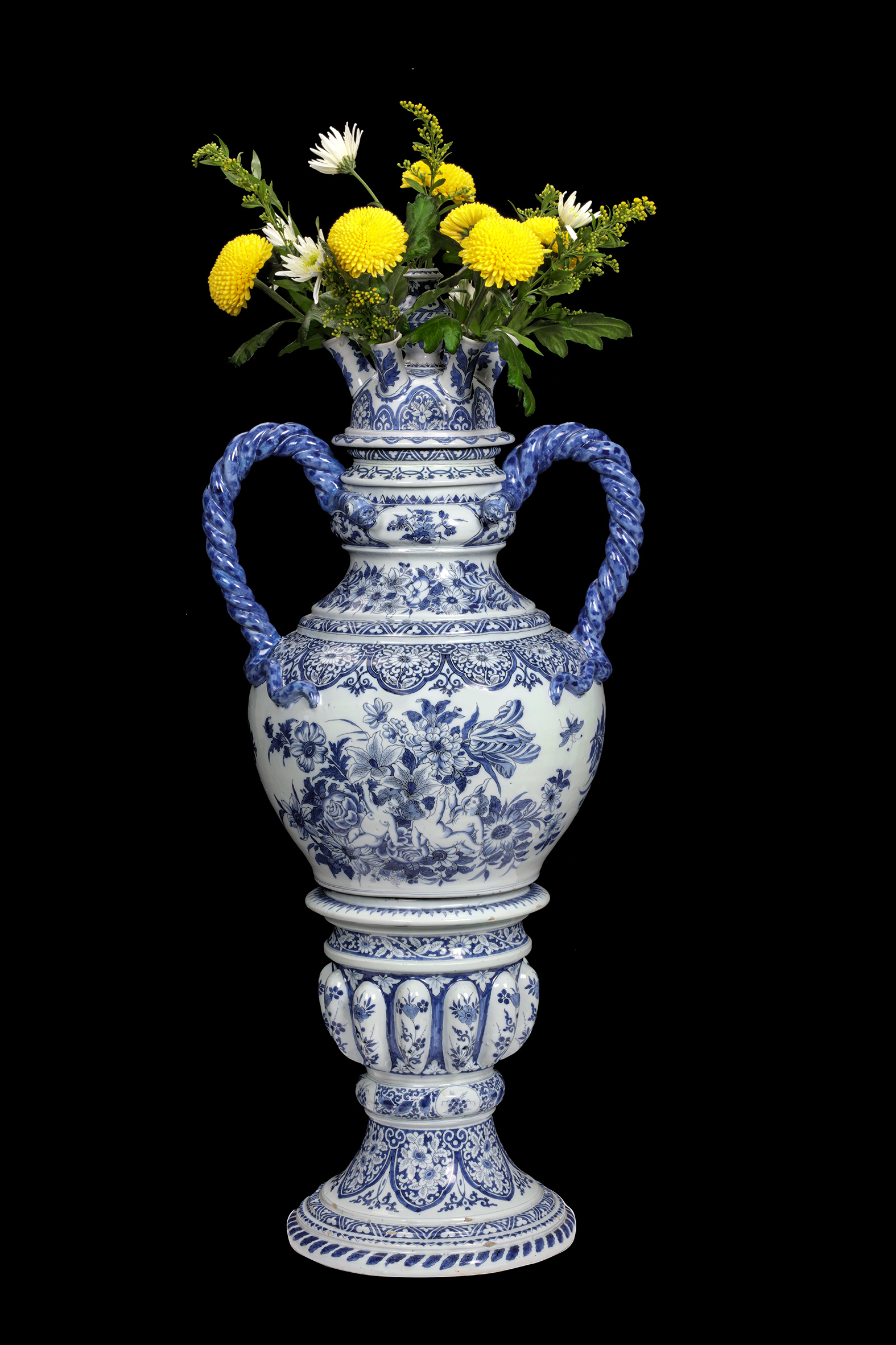 D2391 Flower Vase Delft 1690 Adrianus Kocx