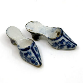 D2167. Pair of Blue and White Models of Shoes Delft, circa 1760